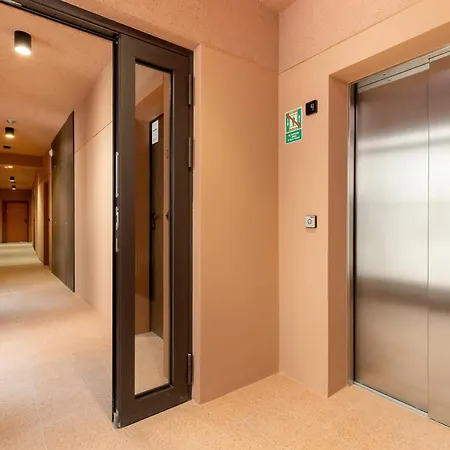 Charming On Wyspa Spichrzow By Renters Lejlighed *