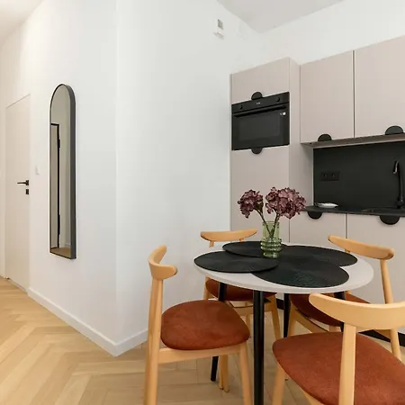 شقة Charming On Wyspa Spichrzow By Renters غدانسك