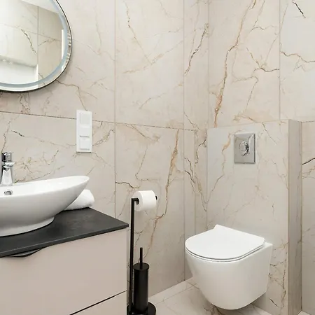 Charming On Wyspa Spichrzow By Renters شقة غدانسك